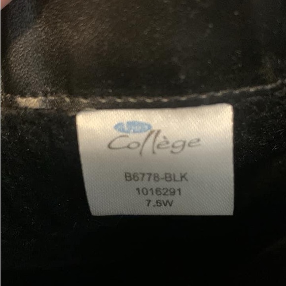 Blondo Aqua College Tall Leather Boot - No bundle discount - Picture 3 of 5